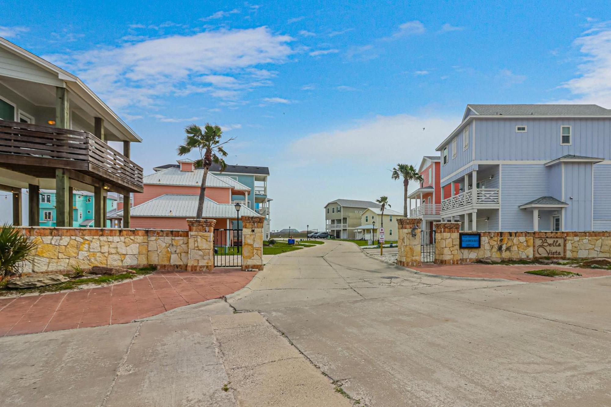 Вилла Bella Vista & Four Winds House Mustang Beach Номер фото