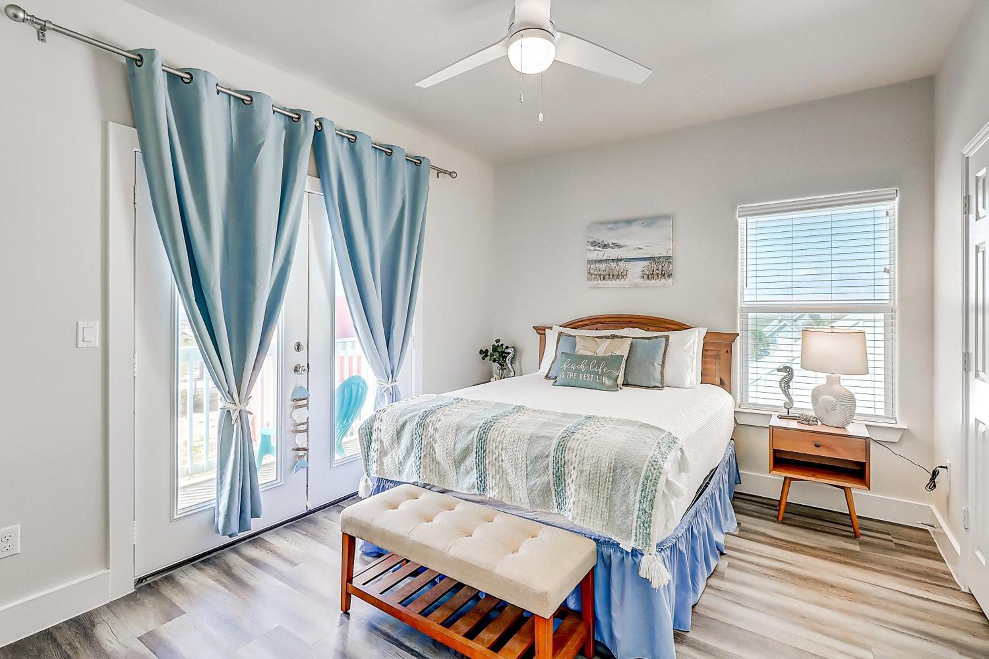 Вилла Bella Vista & Four Winds House Mustang Beach Номер фото
